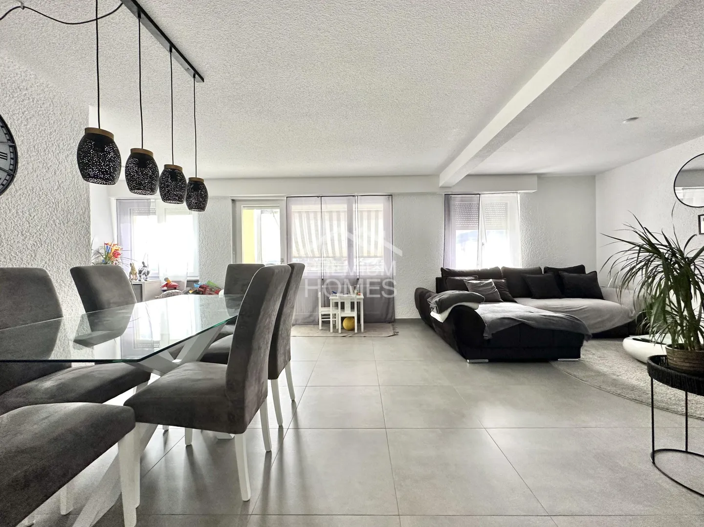 Einziehen und wohlfühlen: Helle Wohnung mit offenem Wohnkonzept - Photo 2 of 9