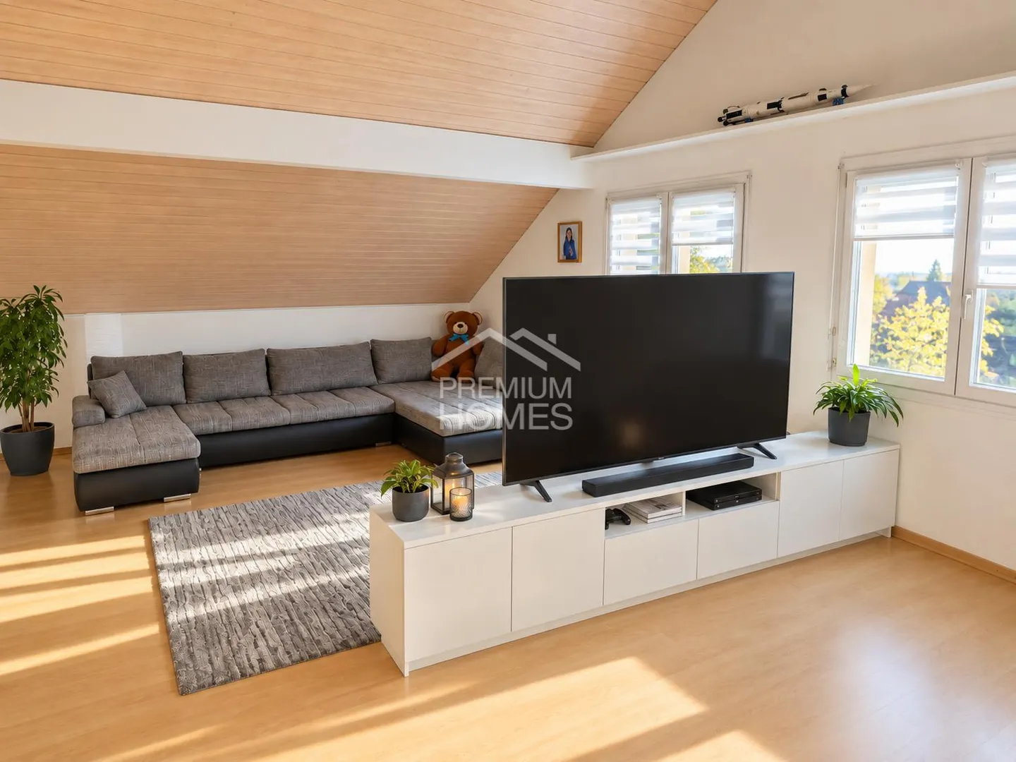 A Home with Character, Space, and Castle View - Photo 8 of 12
