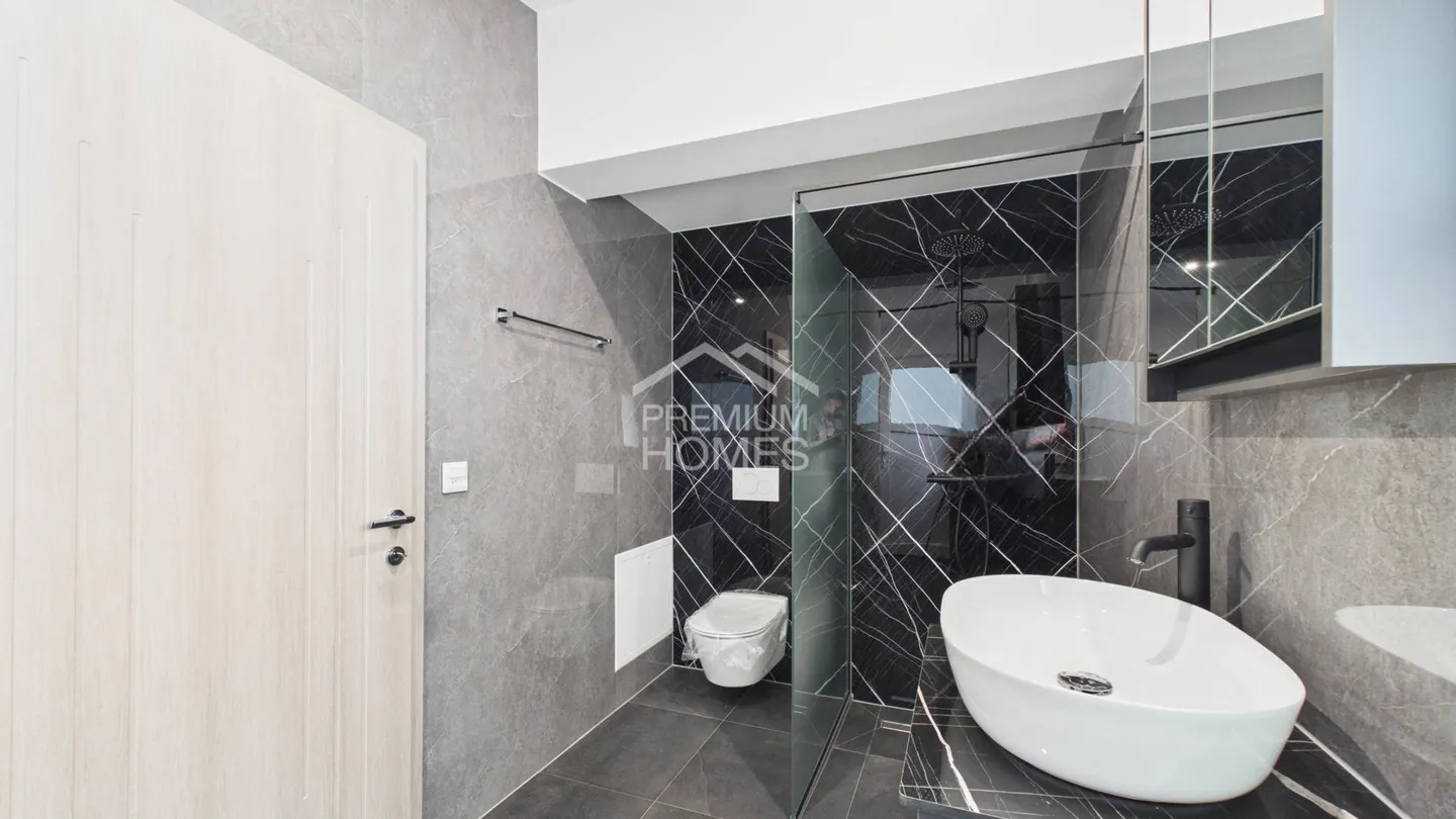 Living where the water flows - completely renovated and ready for you - Photo 7 of 13