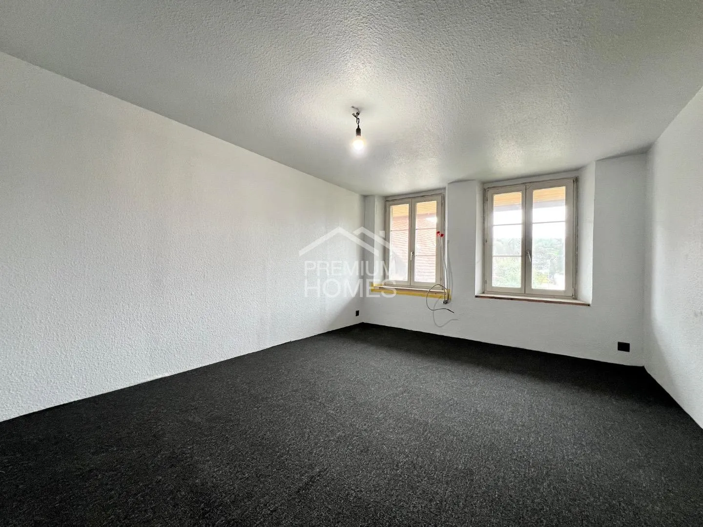 Versatile multi-family house with expansion potential and approved extension - Photo 6 of 12