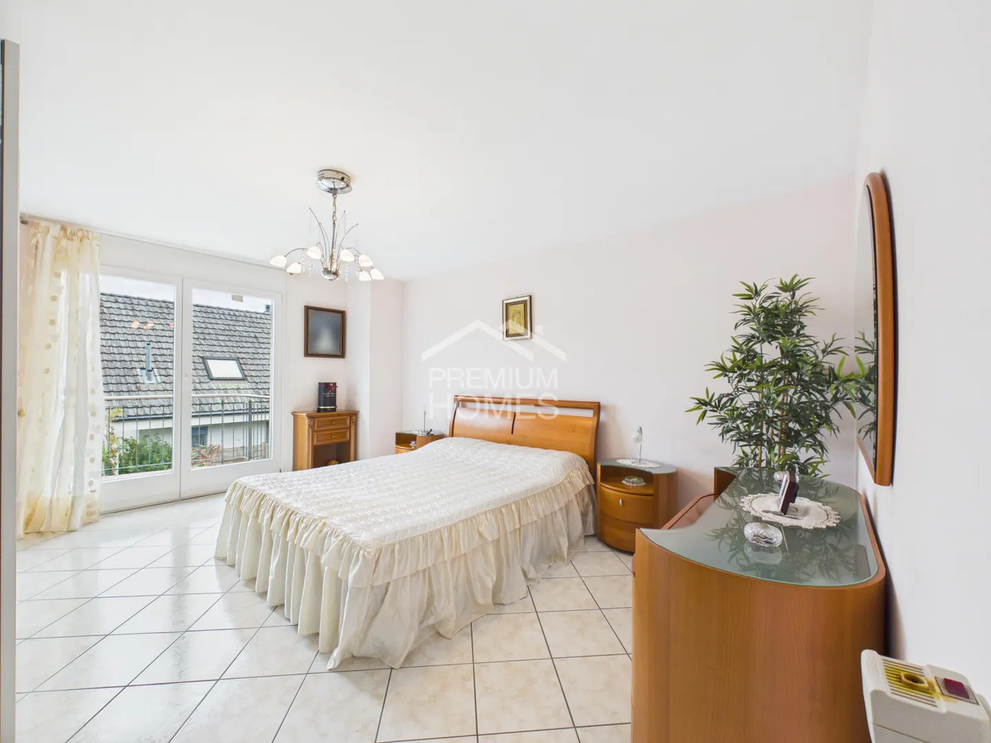A true family paradise with charm and generous space - Photo 6 of 13