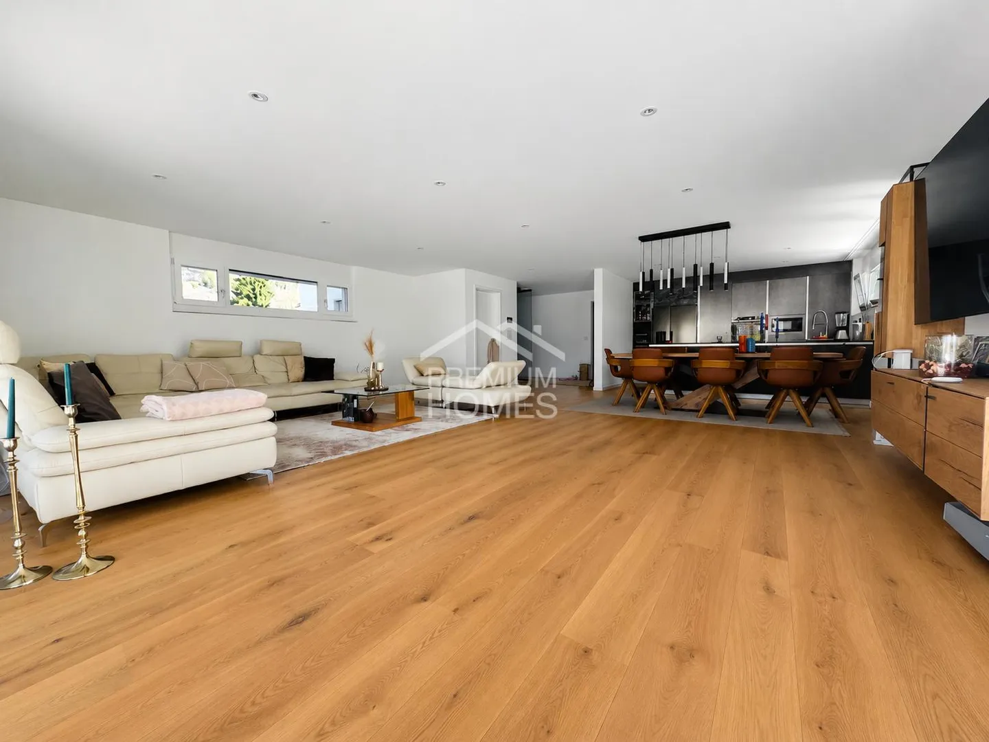 Premium Living with Pool, Gallery and Sun Terrace - Photo 4 of 13