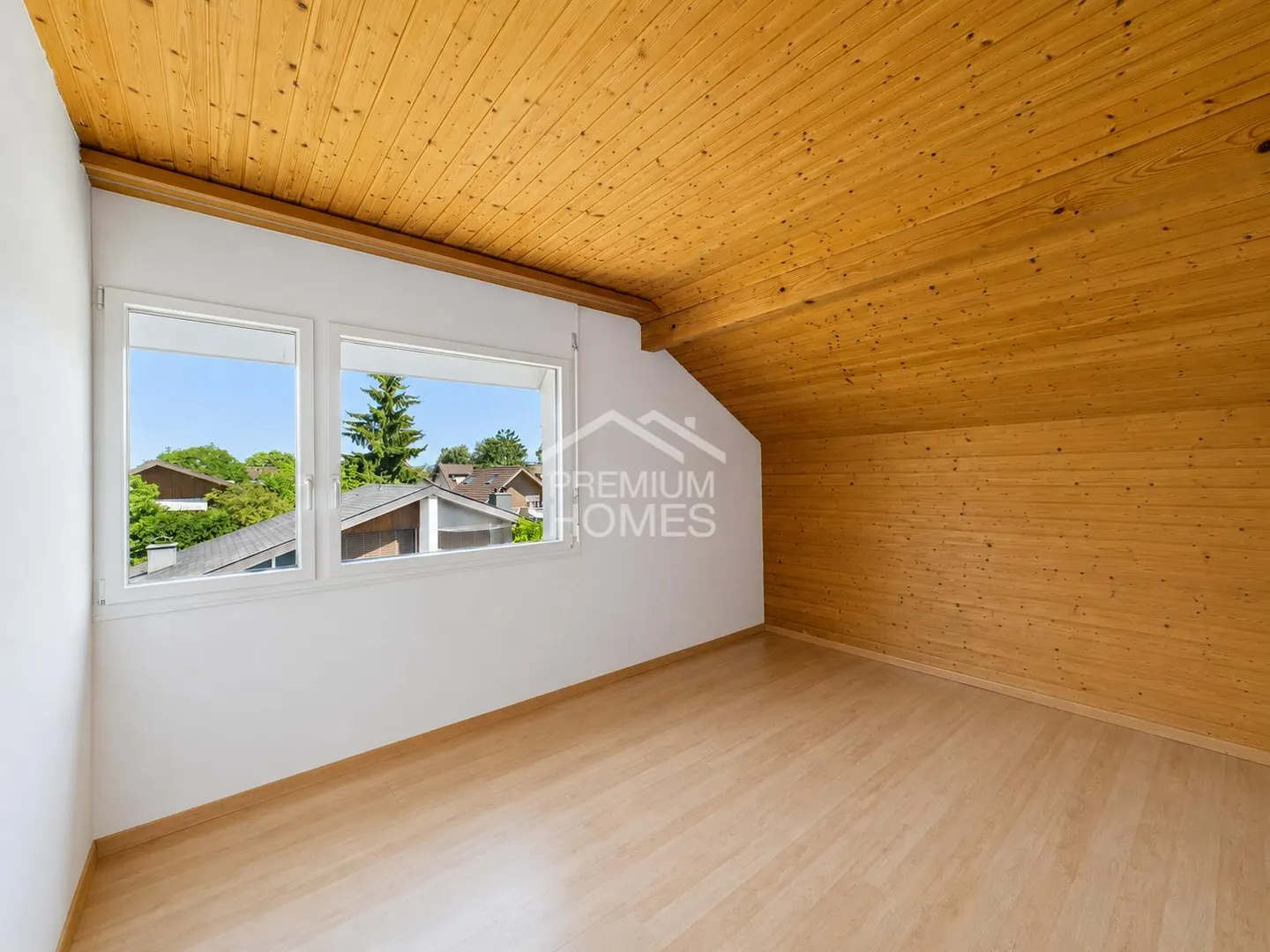 Vivere spazioso con vista a Münsingen - Foto 12 di 13