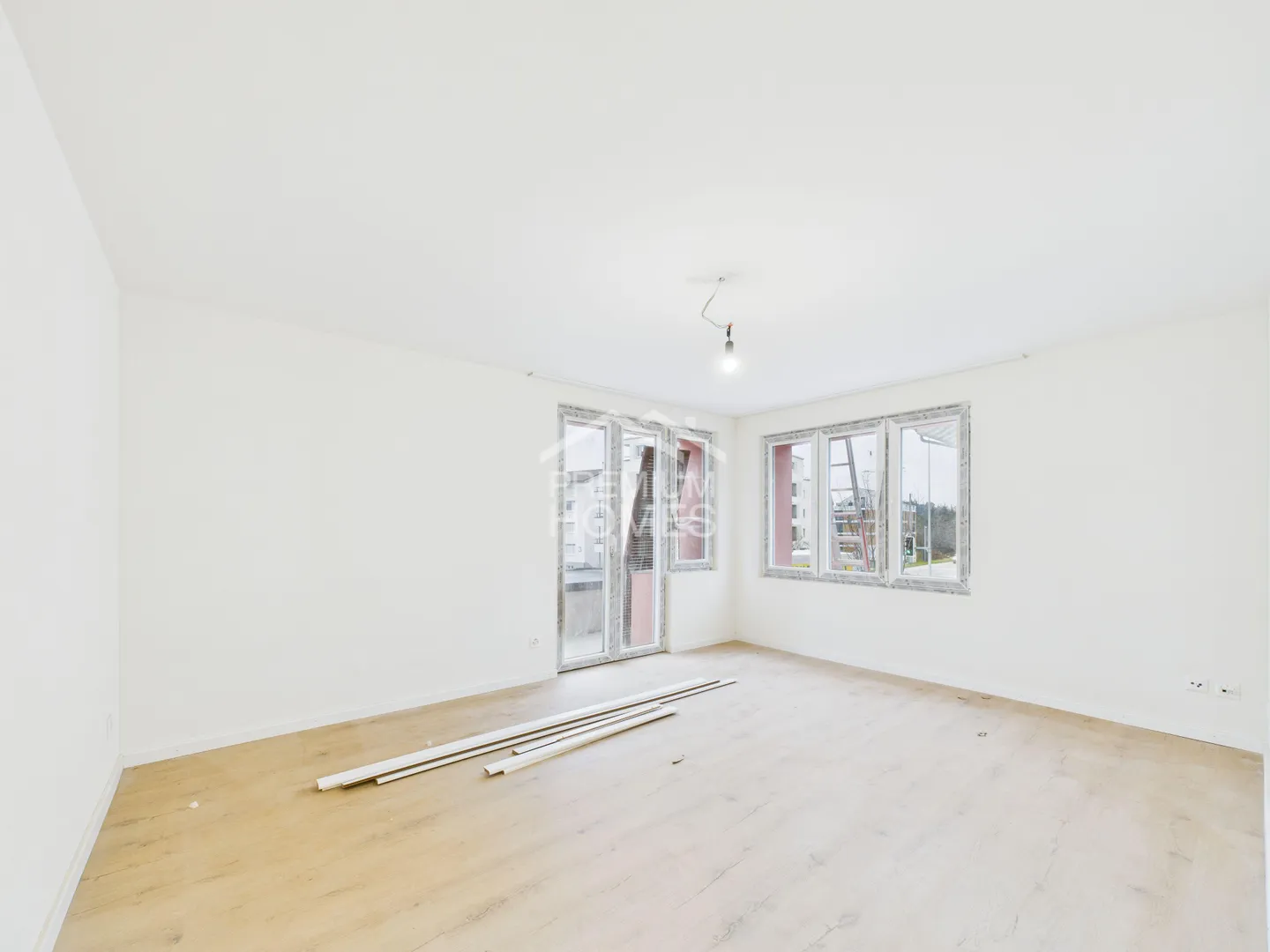 Première occupation après rénovation complète - Photo 2 sur 7