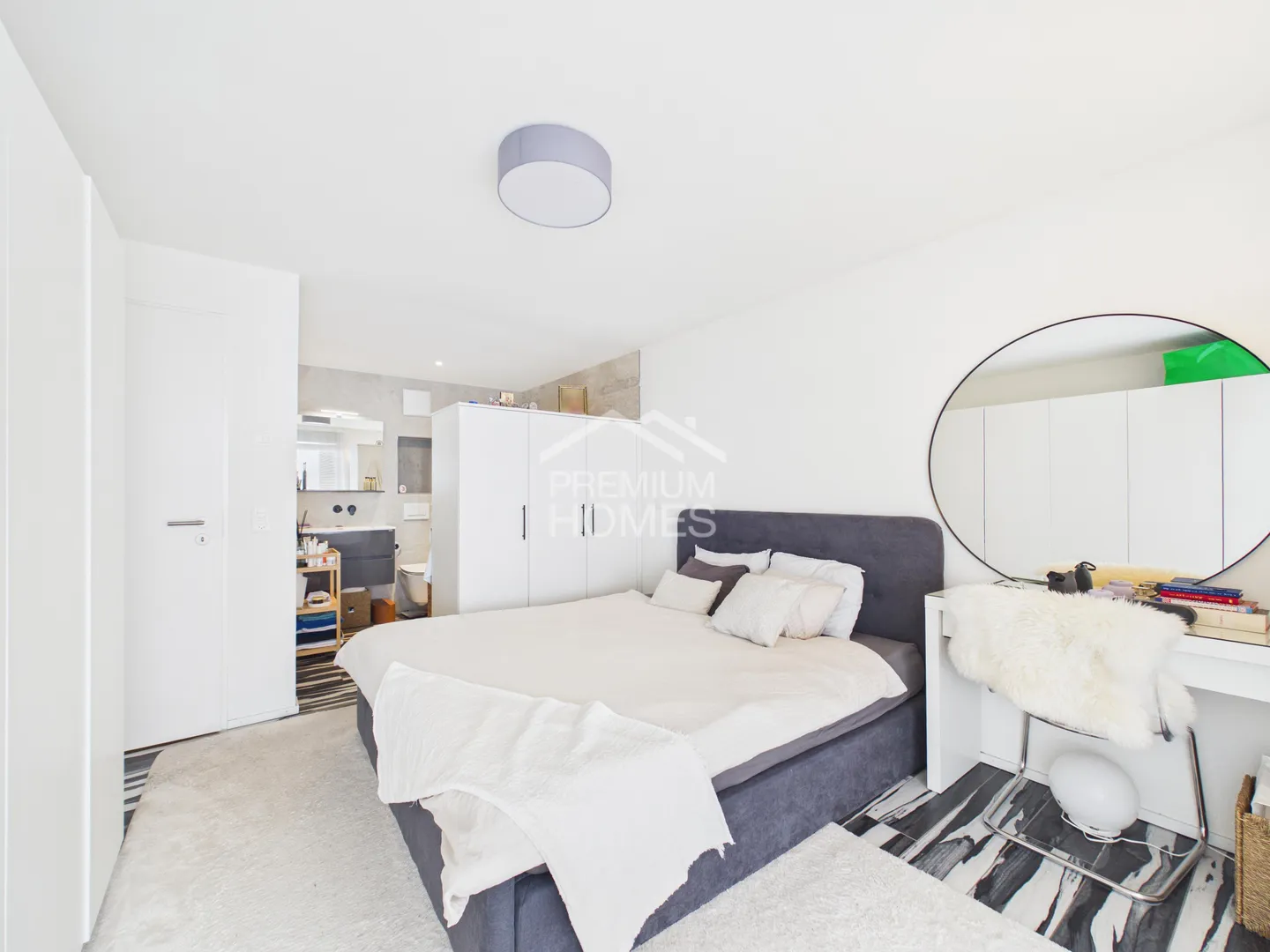 Living Quality at a High Level - Photo 4 of 8