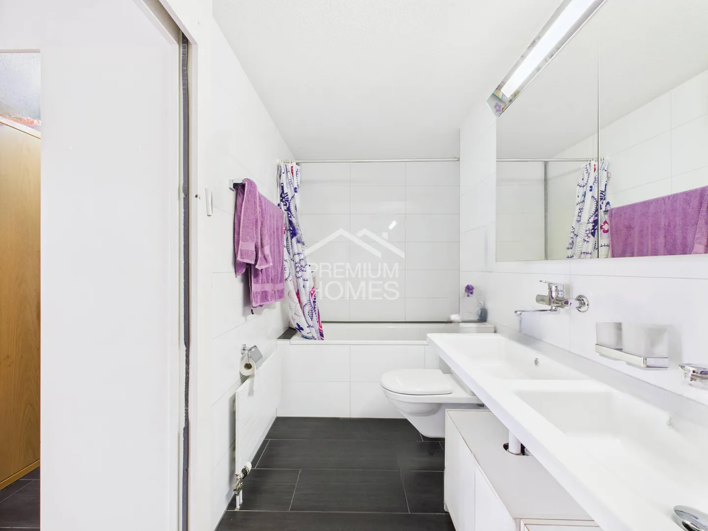 Proche de la ville, ensoleillé, abordable - Où l'emplacement gagne! - Photo 4 sur 7