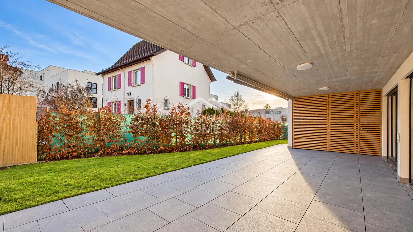 Stylish Garden Apartment - Photo 9 of 10