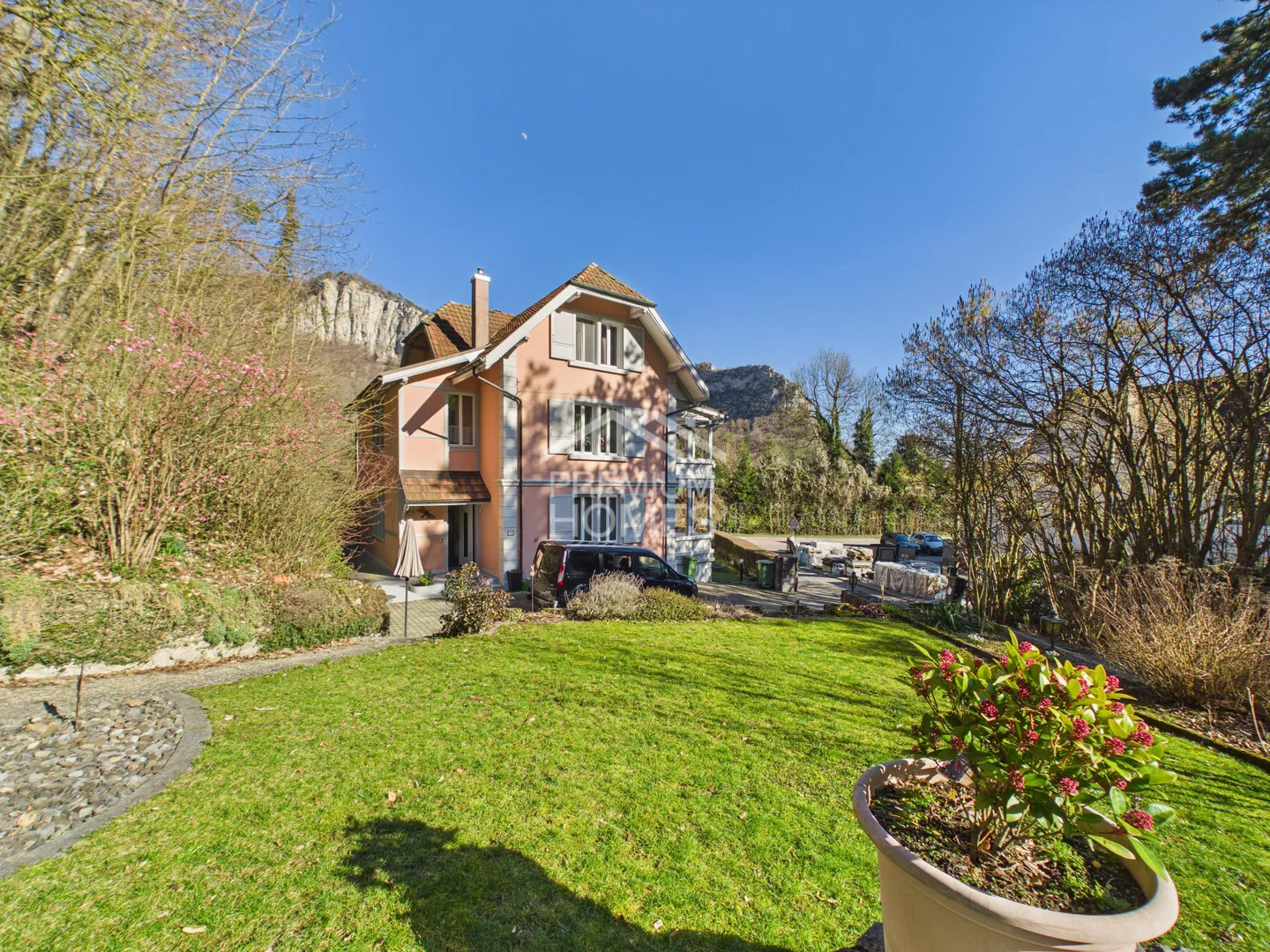 Solidly built - lovingly maintained - oasis with pool - Photo 9 of 13