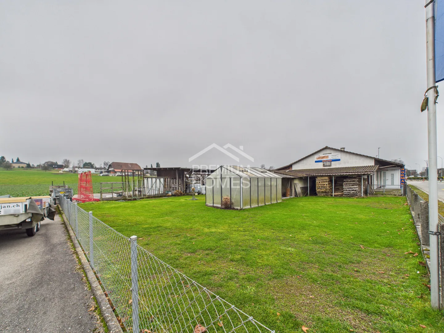 Ideal location for craft businesses and SMEs - Photo 7 of 9