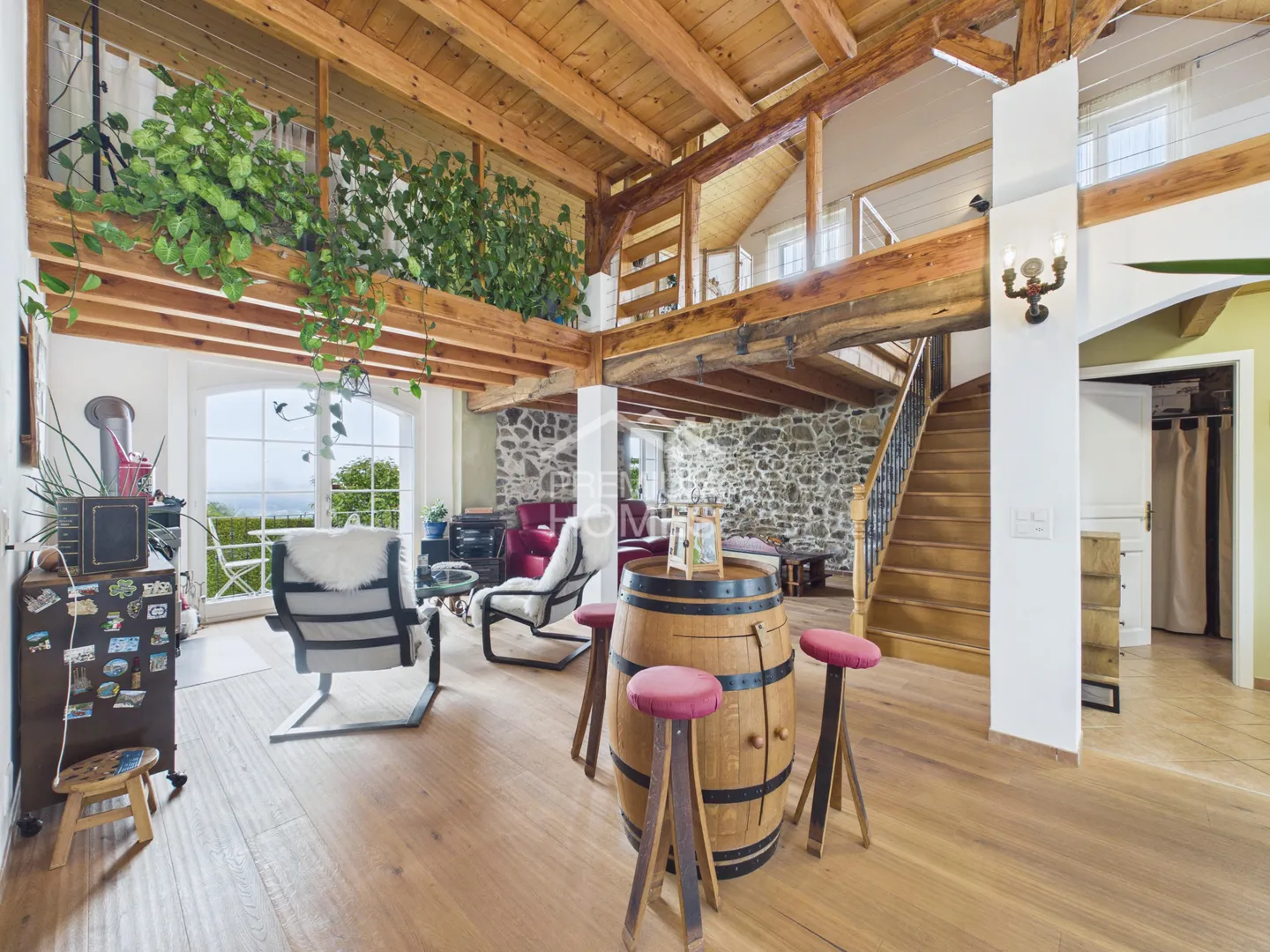Elegance and Character in the Heart of the Countryside - Photo 2 of 10