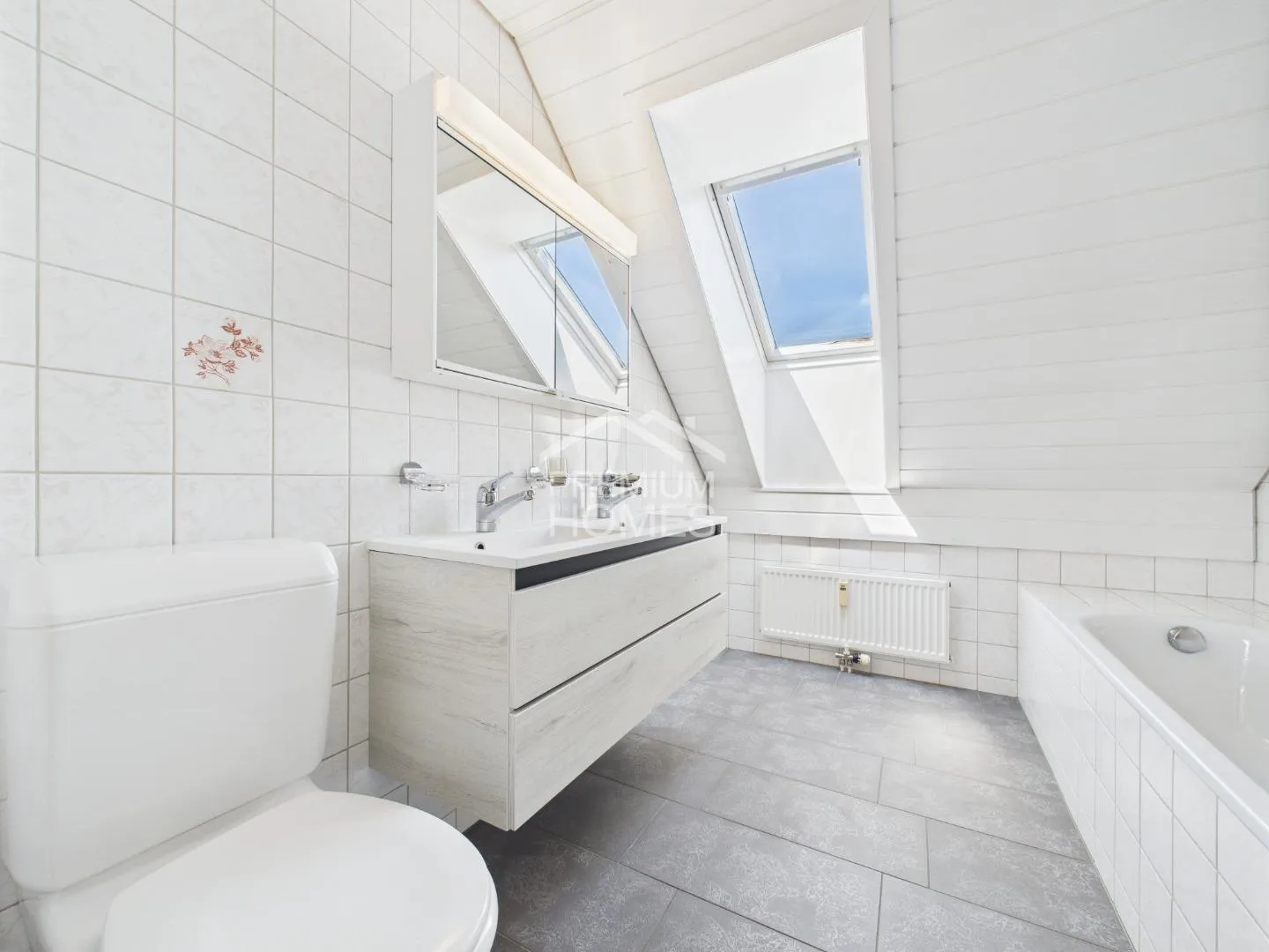 Eleganz trifft Geborgenheit - Wunderschöne Maisonette-Wohnung - Foto 5 von 7