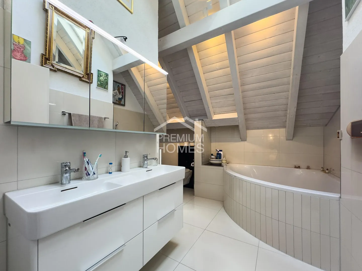 Extraordinary for the Whole Family - Photo 10 of 13