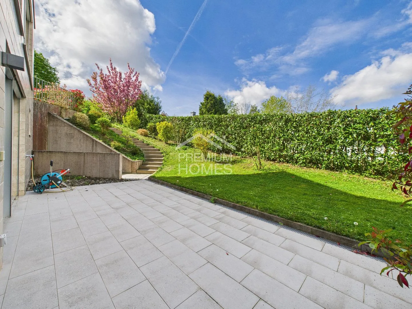 IDYLLIC AND YET CENTRAL - MY LIVING OASIS - Photo 2 of 8