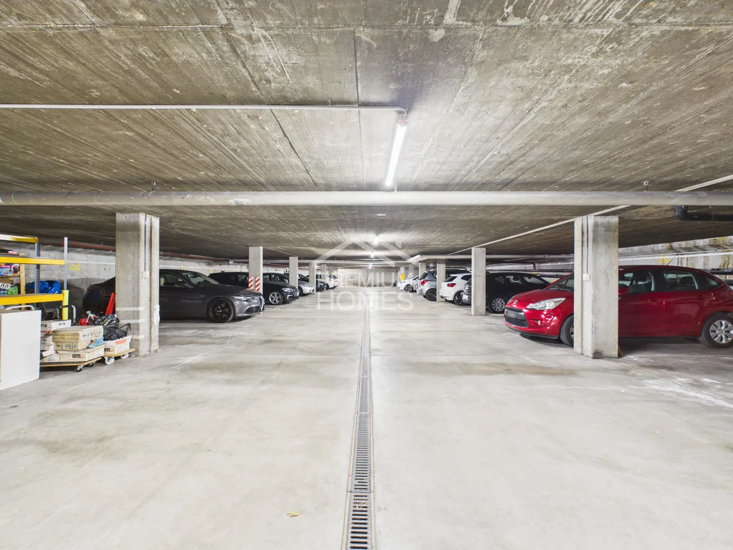 Urban Living with Feel-Good Factor - Ideal for Singles or Couples - Photo 8 of 11