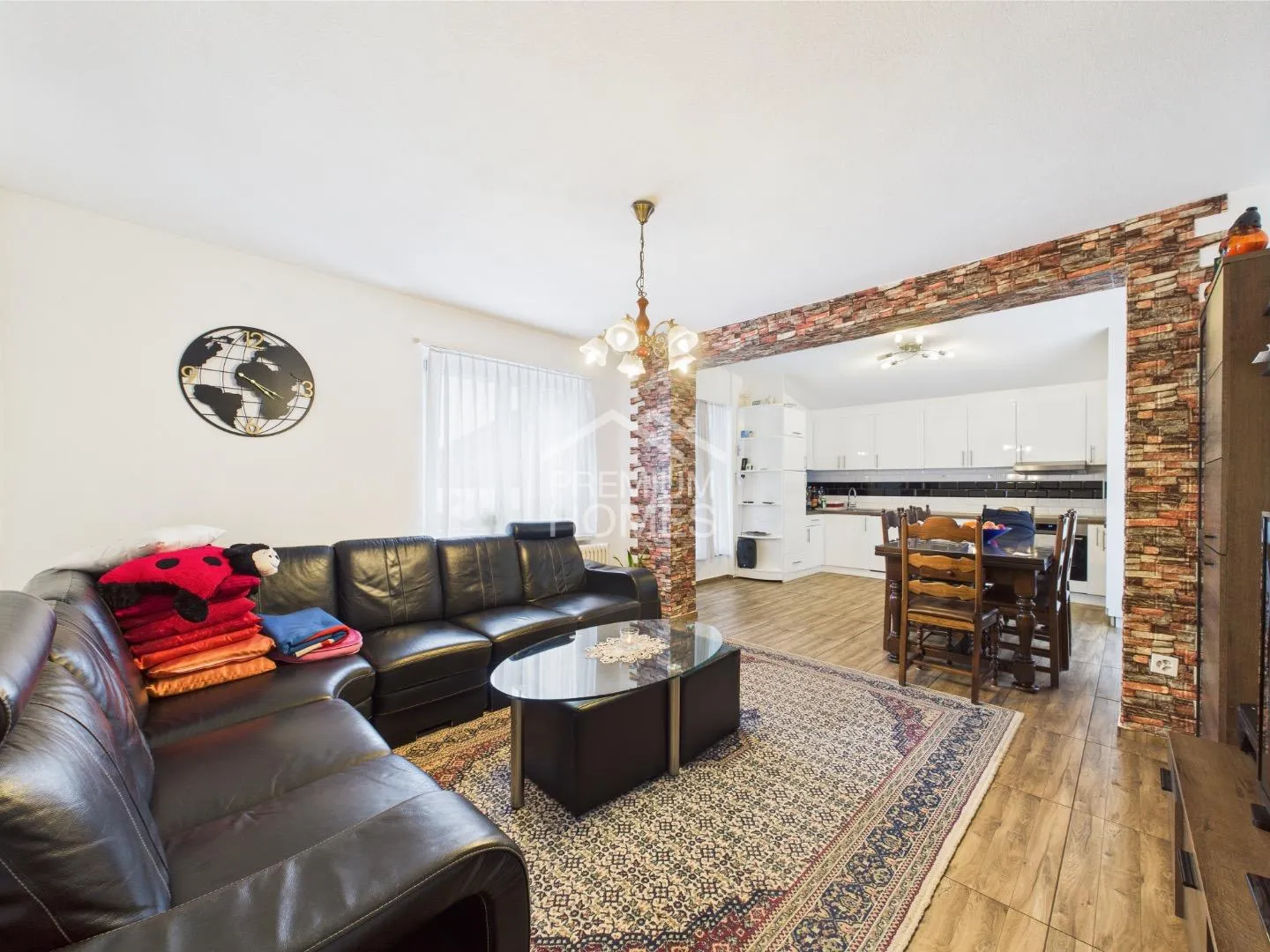 Welcome to your new home? Charming, modernized duplex - Photo 5 of 13