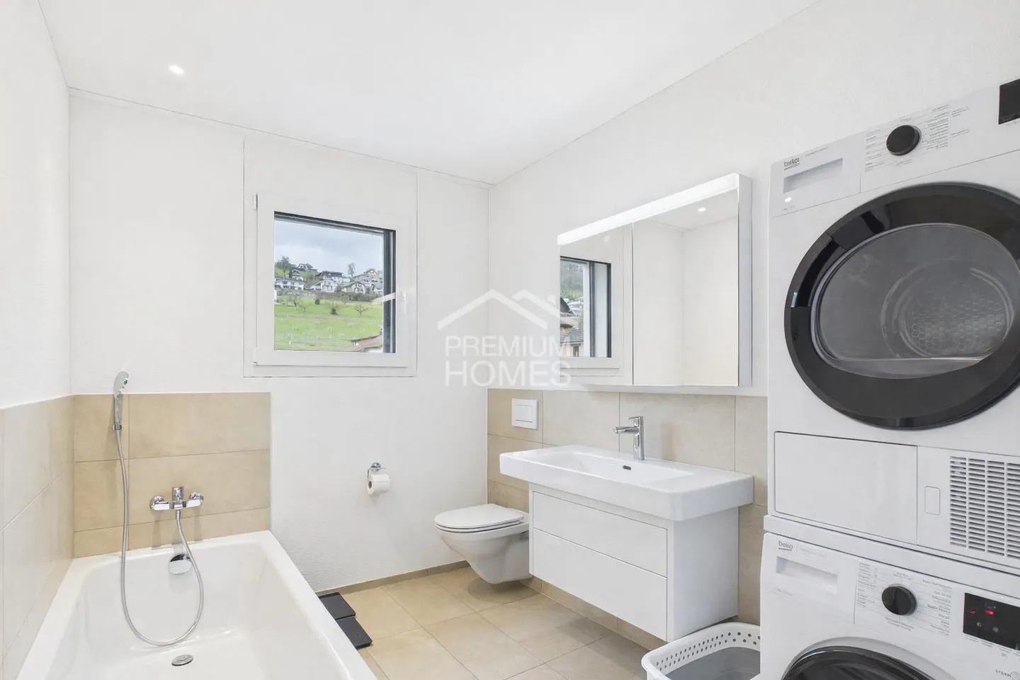 INVESTISSEMENT CAPITALE MODERNE EN ÉTAT NEUF - Photo 7 sur 10