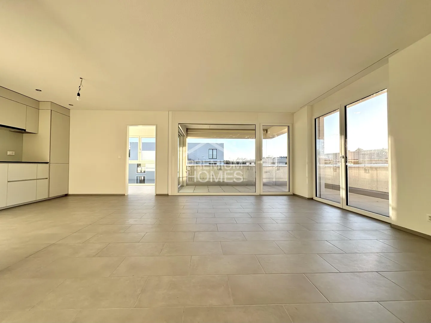 Appartamento attico moderno disponibile dal 01.04.2026! - Foto 1 di 10