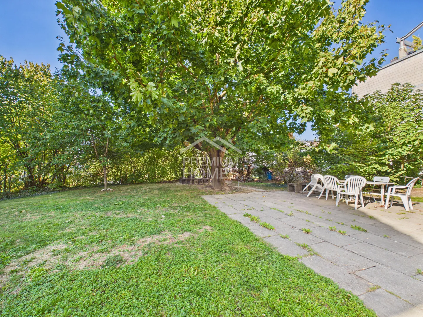 Charmantes Familienhaus mit Modernem Flair - Foto 2 von 9