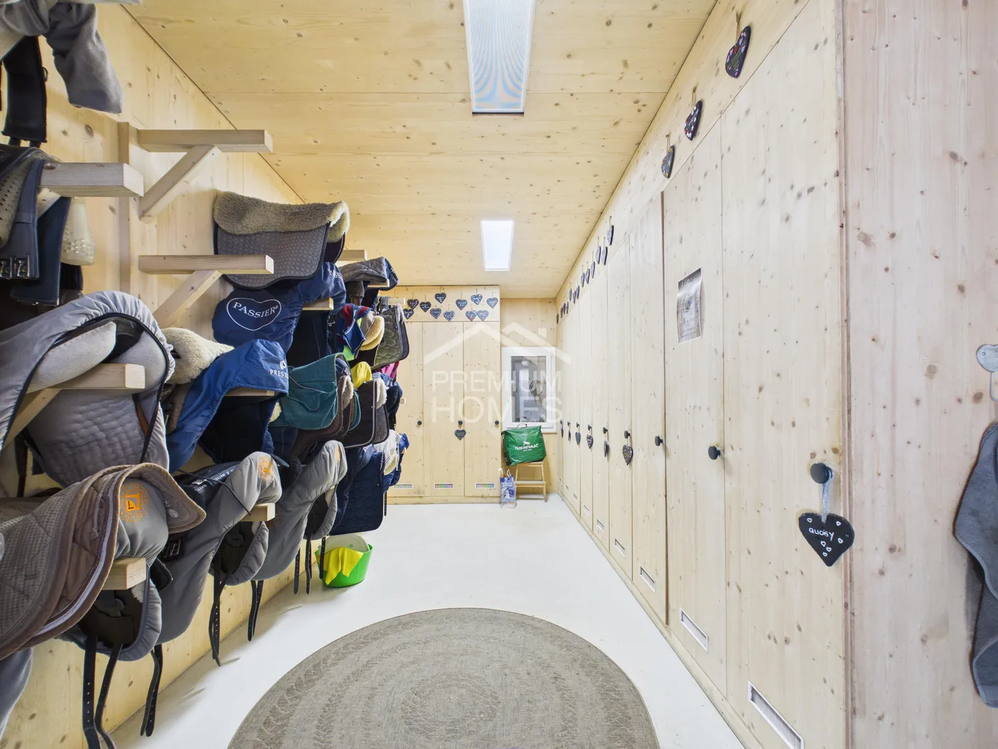 Reitsportparadies mit modernem Haus - Foto 7 von 9