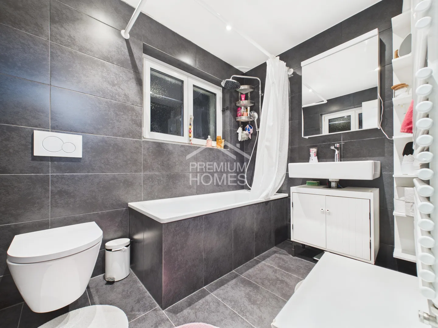 Solidly built - lovingly maintained - Photo 6 of 8