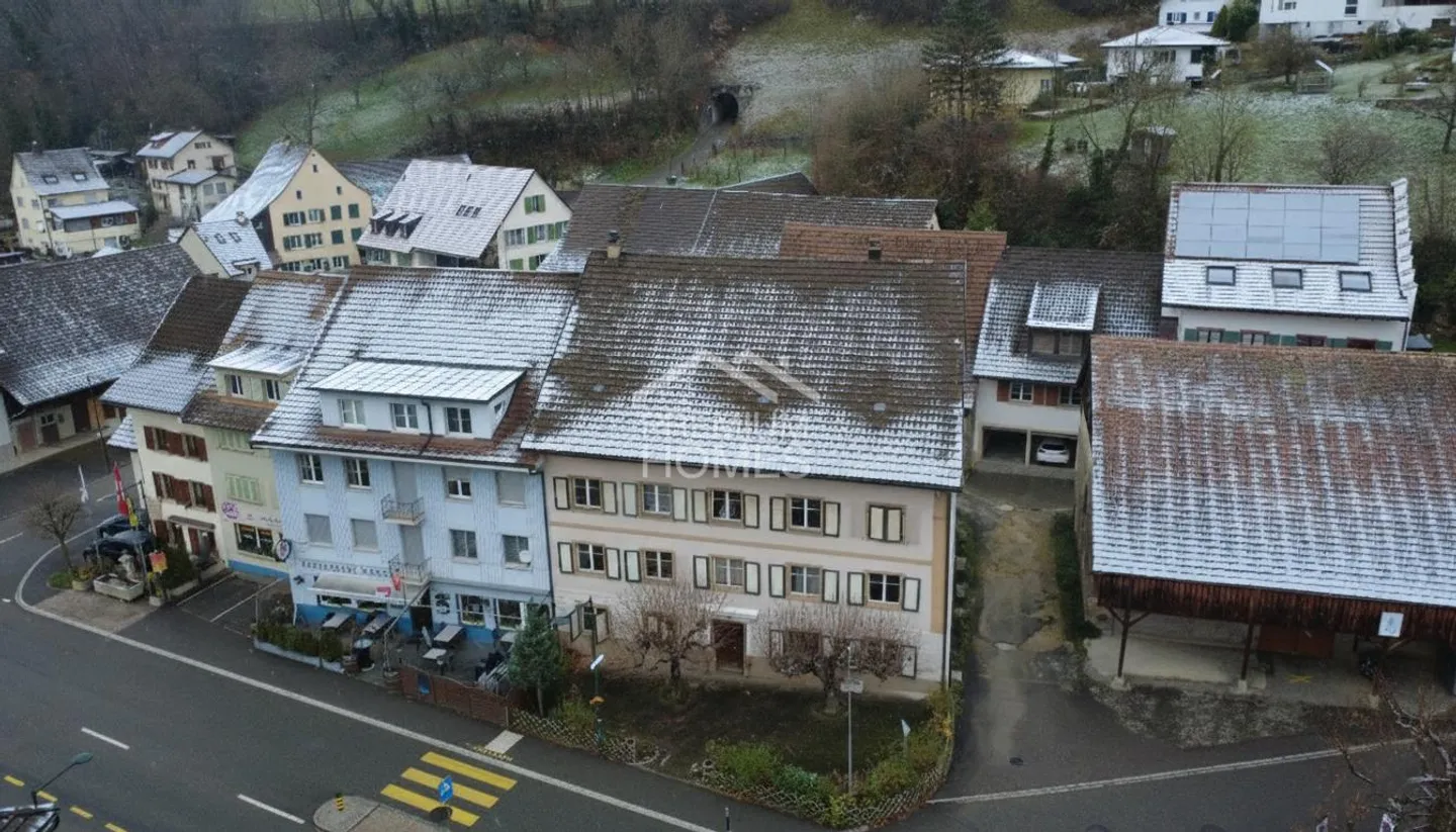 Maison multifamiliale à Buckten avec un énorme potentiel de développement - Photo 1 sur 7
