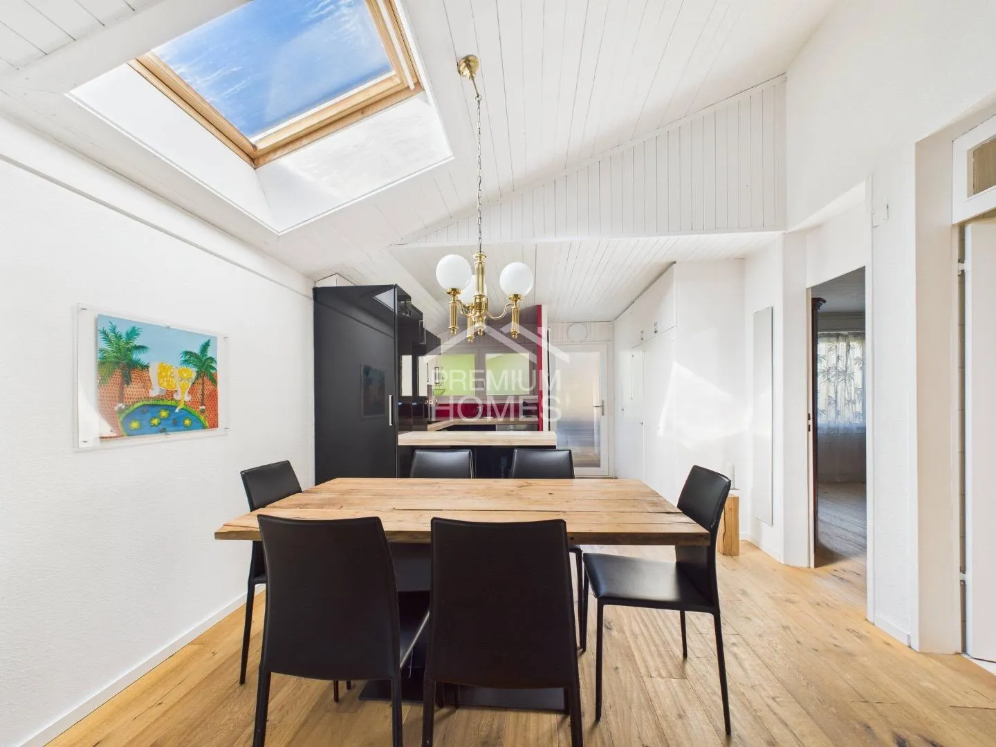 Pratique, central et ensoleillé - appartement sous les toits à Saanen ! - Photo 4 sur 9