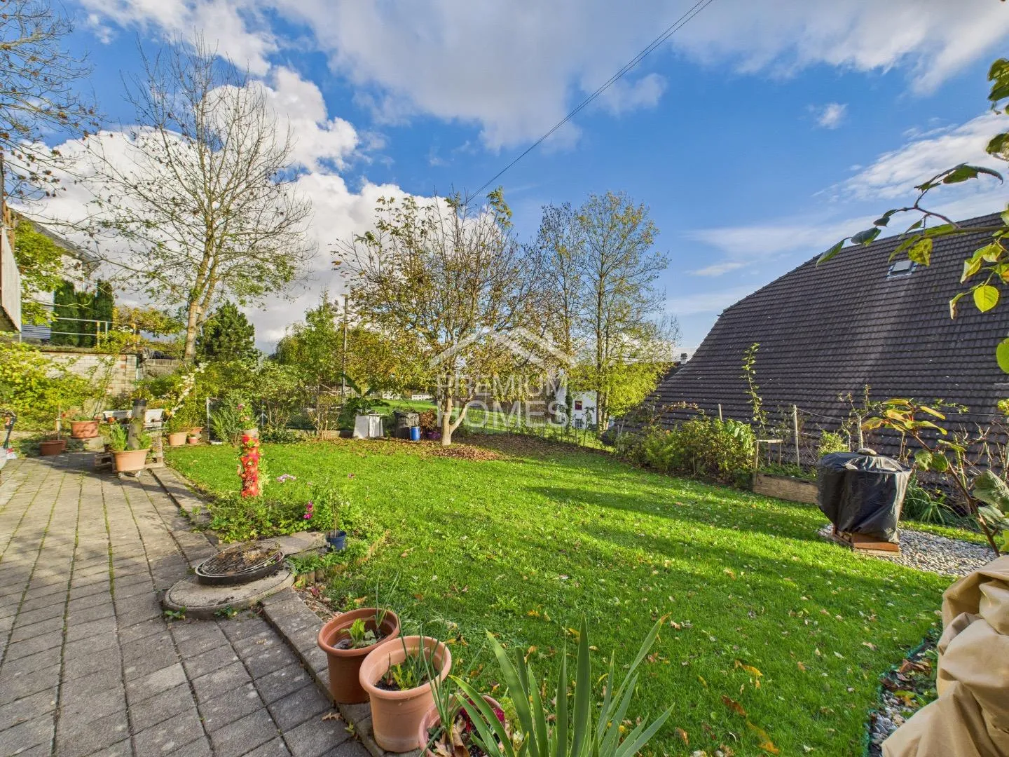 Propriété d'investissement entièrement louée dans un emplacement privilégié - Photo 12 sur 12