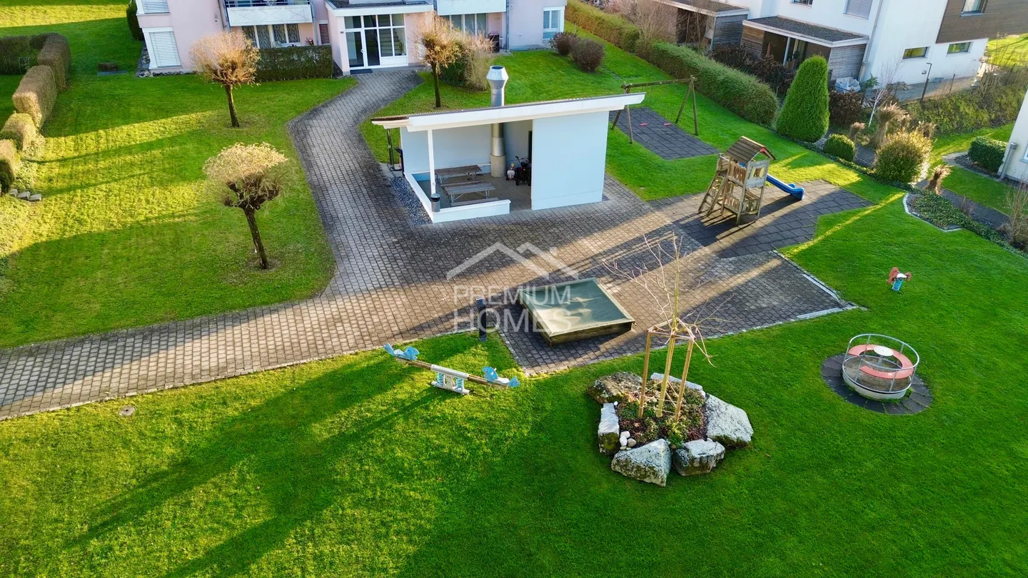 Oasi abitativa luminosa e stilosa con arredi di alta qualità! - Foto 11 di 13