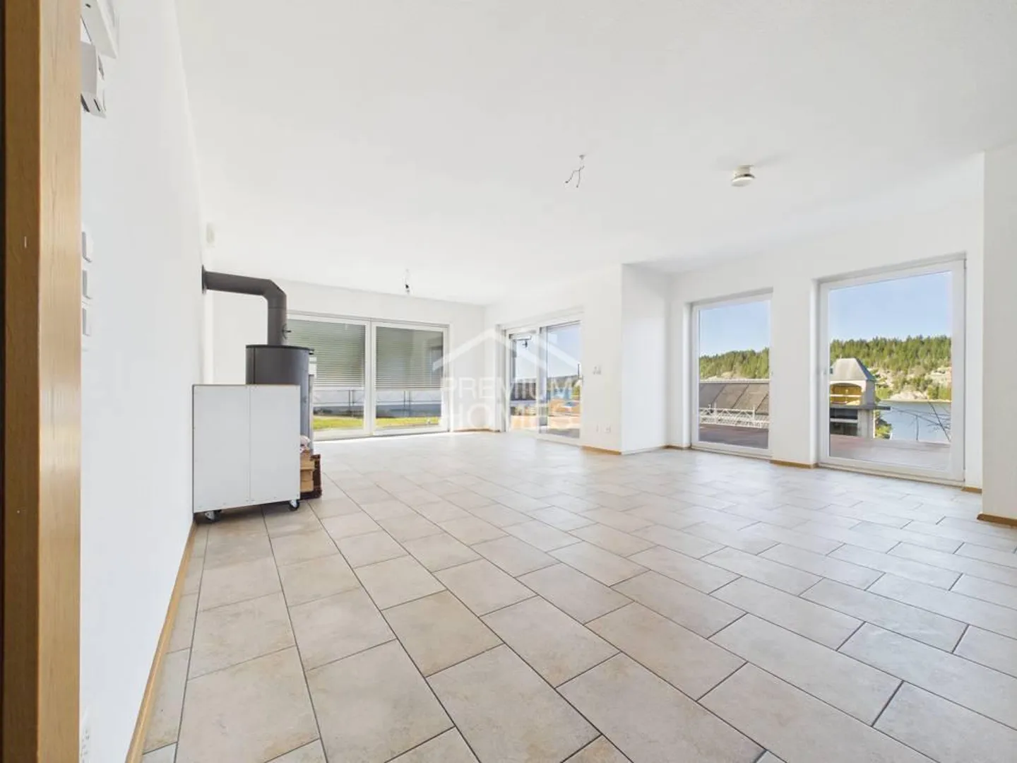 Herrliche Aussicht auf den Lac de Joux - Foto 3 von 13