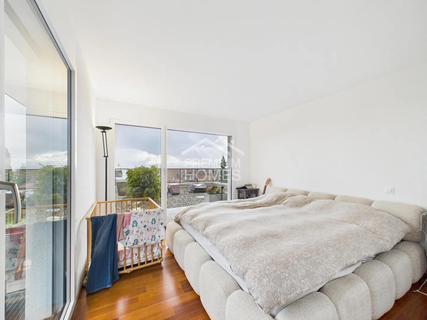 Architecture meets panorama: living with lake view - Photo 5 of 7