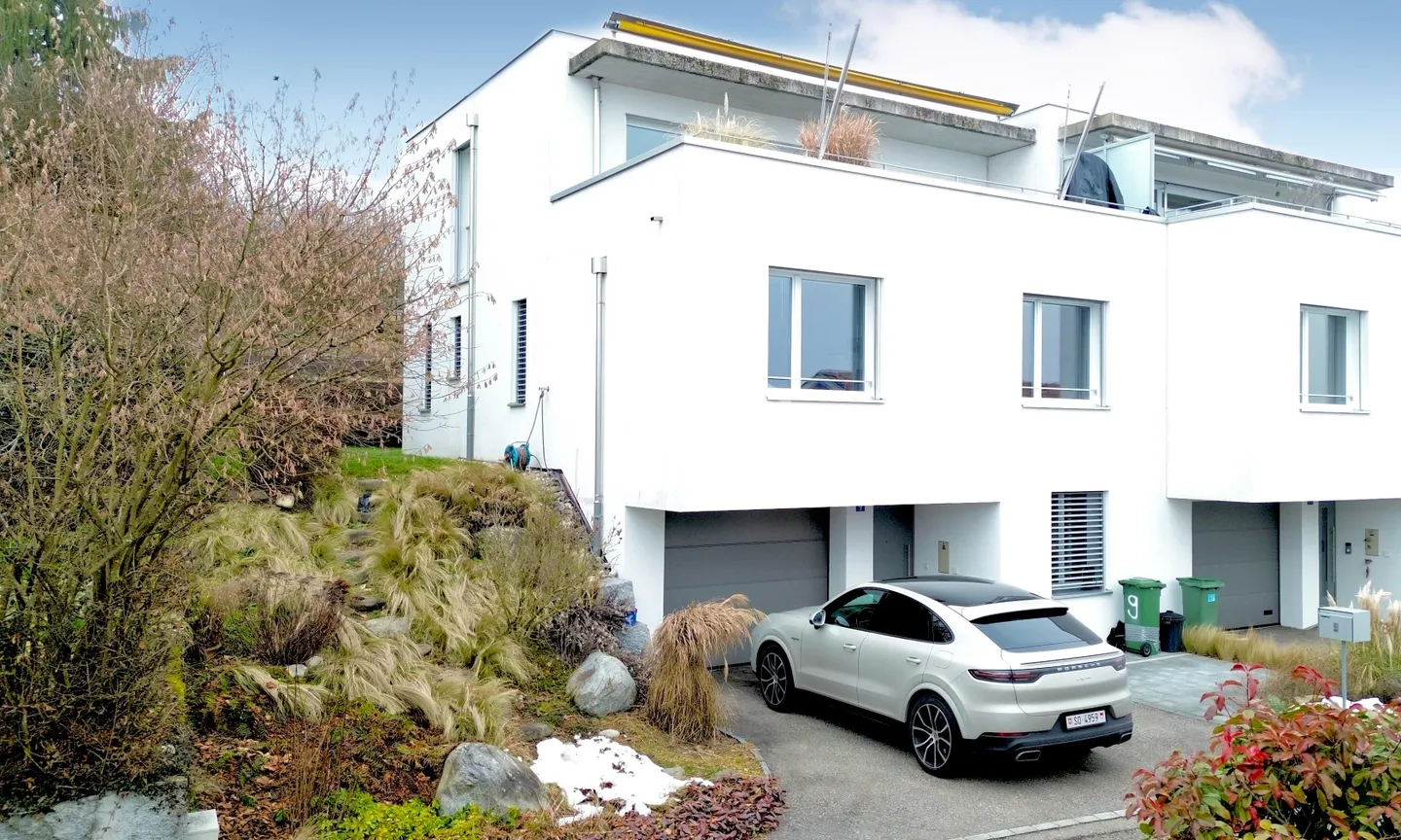 Living with a view - peace, privacy and comfort - Photo 1 of 13