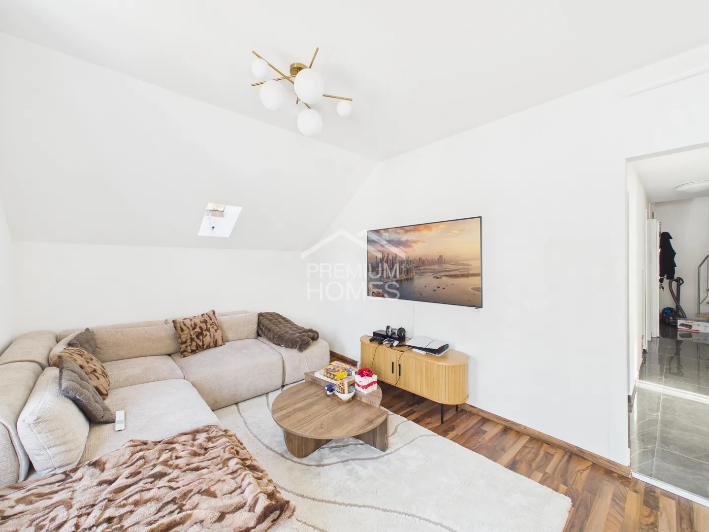 Opportunità ideale per abitare o investire - Foto 7 di 10