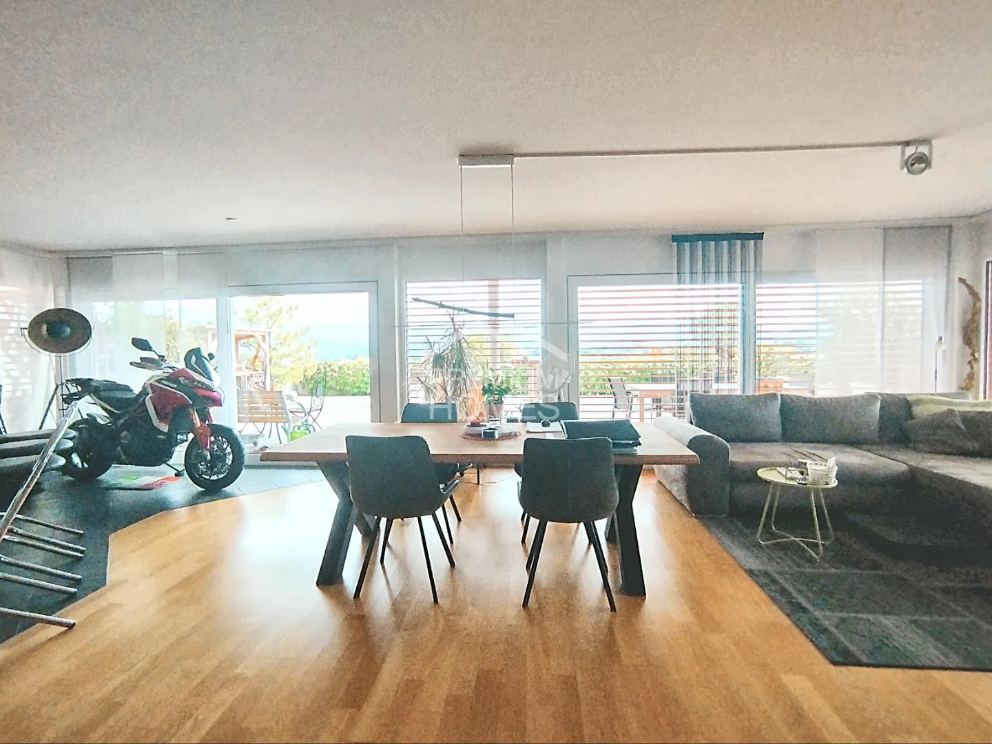 Sonnenstrahlen und Bergblick: Ihre exklusive Wohlfühloase - Photo 8 sur 8