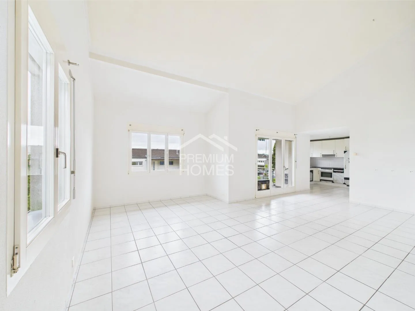 Ein Ort voller Ruhe und Grosszügigkeit - genau das Richtige für Sie! - Foto 2 von 8