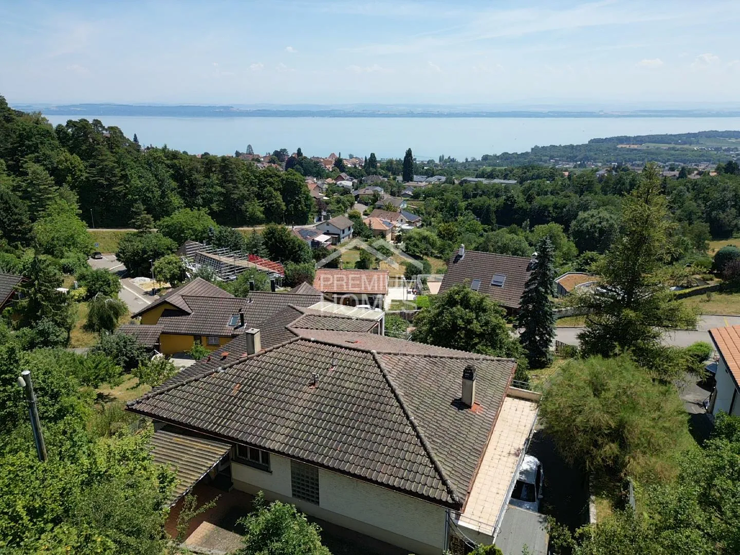 Blick auf den See, Villa zu renovieren oder außergewöhnliches Immobilienprojekt - Foto 2 von 8
