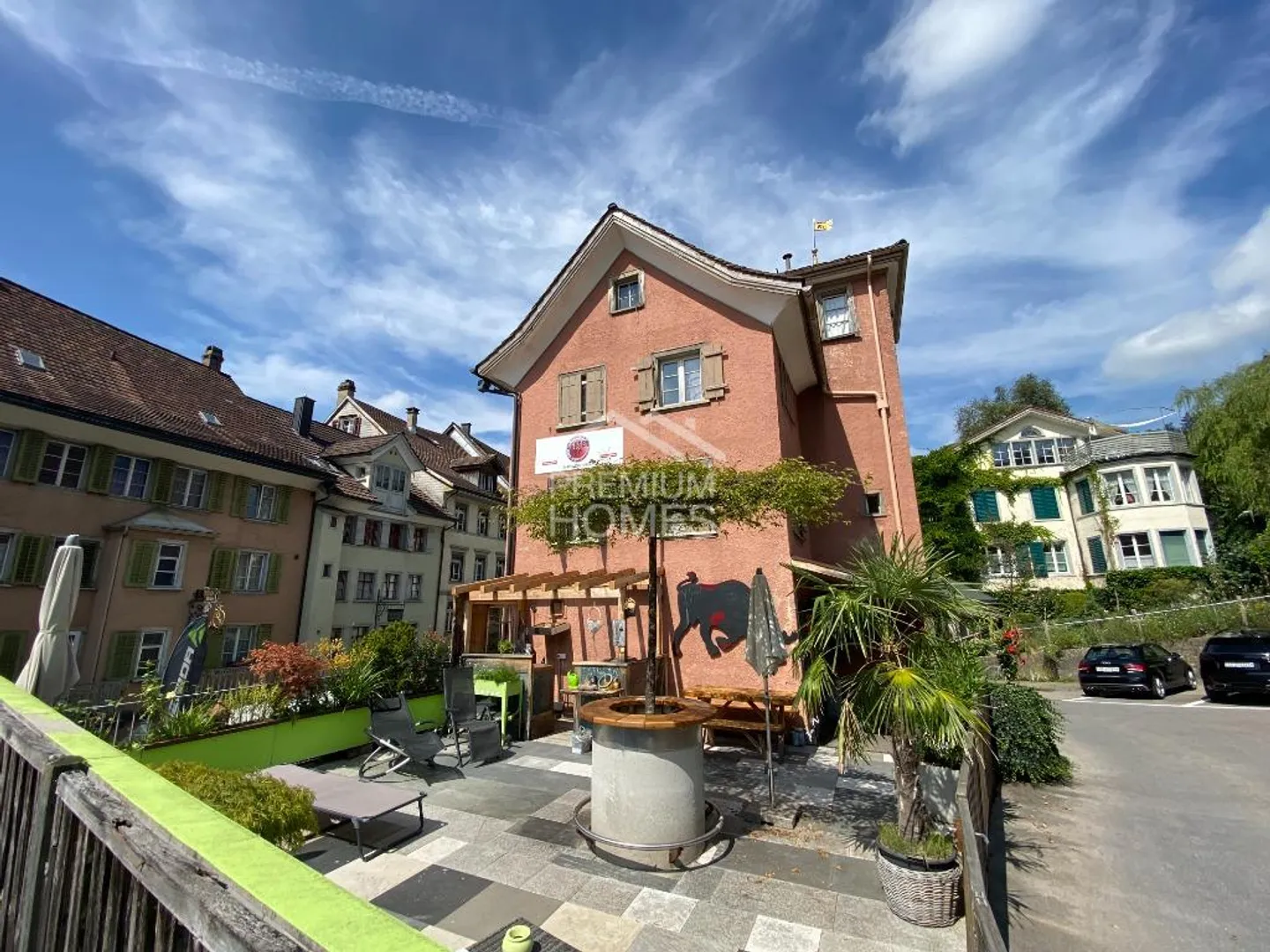 Une maison historique avec un avenir - Photo 1 sur 8