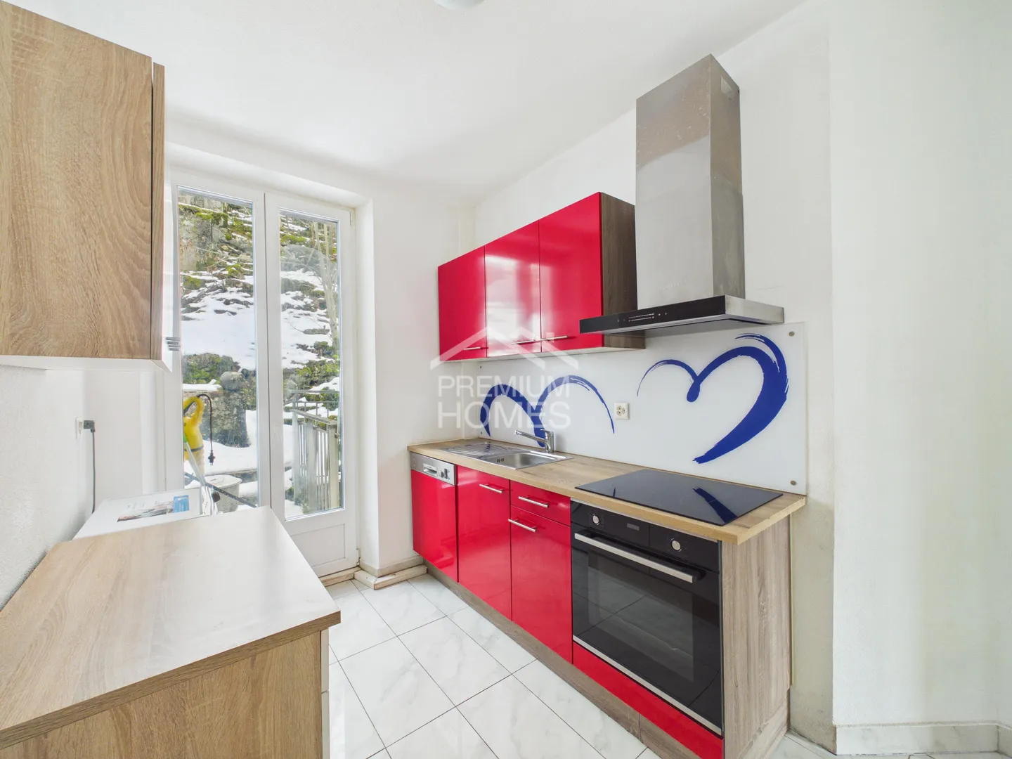 Opportunità ideale per abitare o investire - Foto 3 di 10