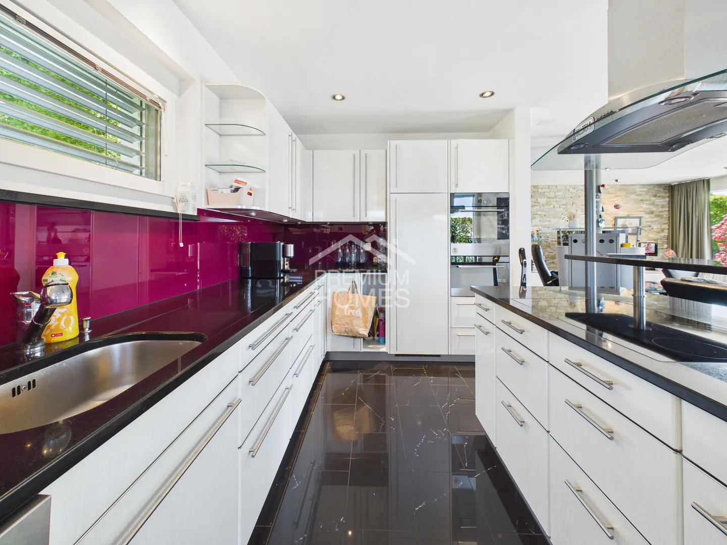 Arrive, breathe, feel at home - Photo 11 of 13