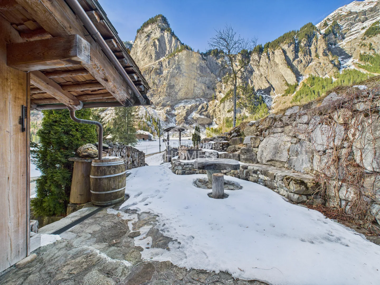 Unmatched in Location & Unforgettable in Feeling - Photo 3 of 13