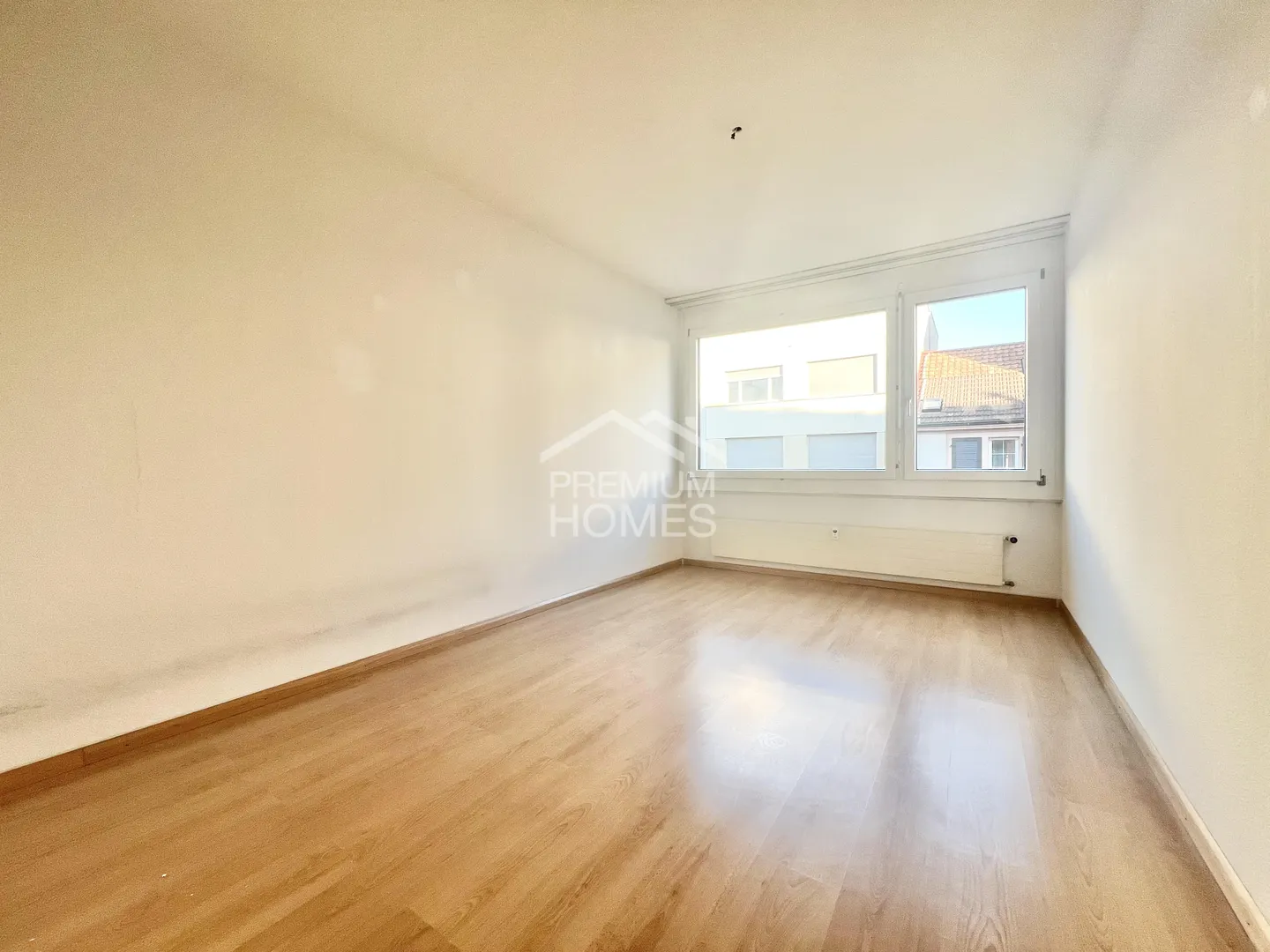 Rare Opportunity! Quiet & Central Near the Train Station - Photo 5 of 8