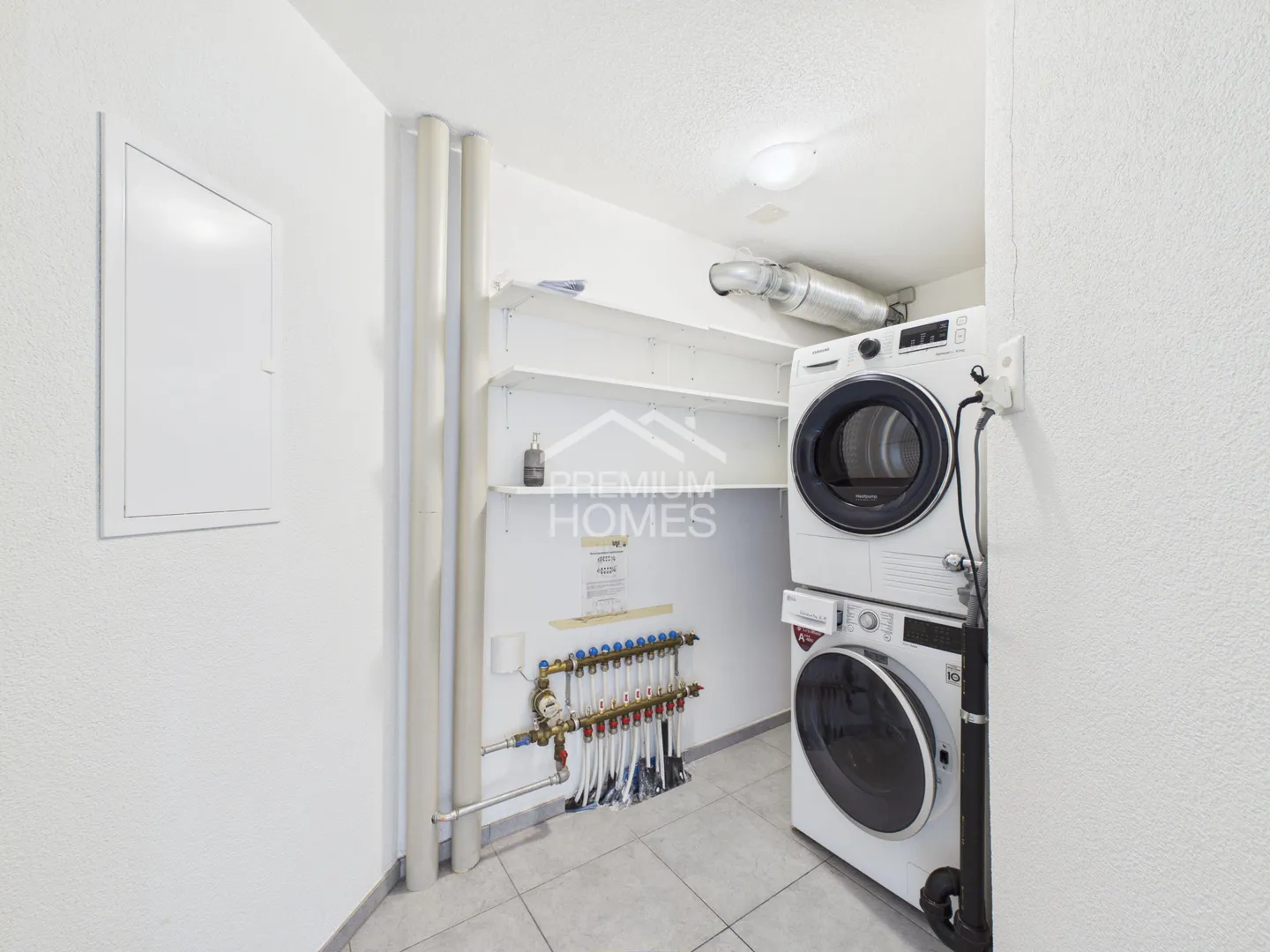 Plenty of space for the whole family! - Photo 10 of 13