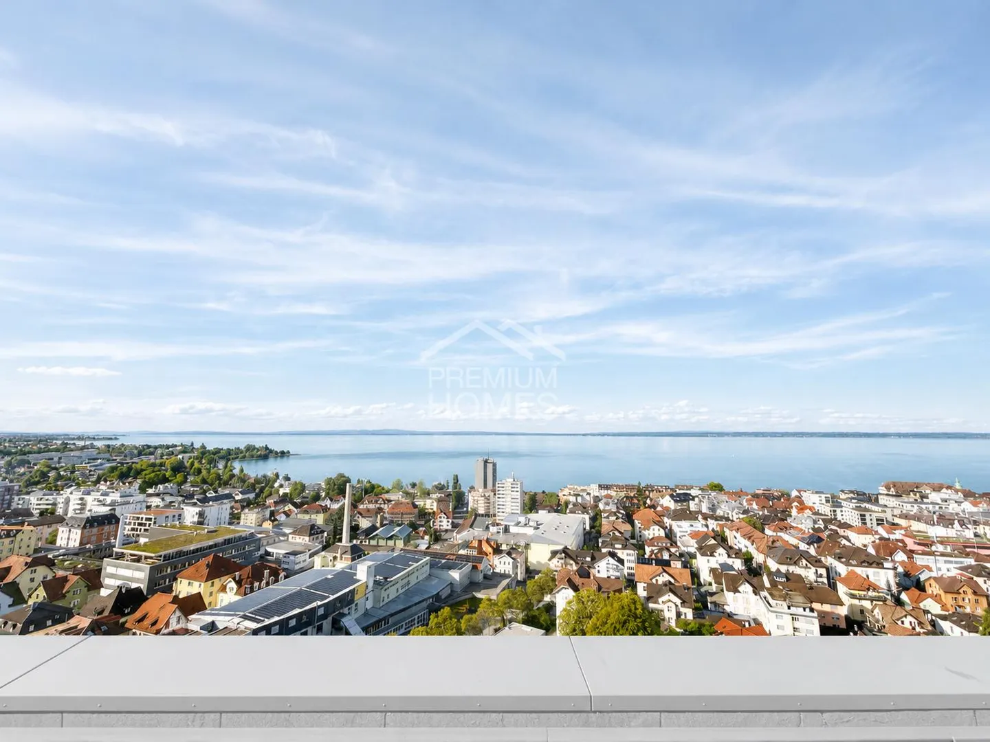 VUE PANORAMIQUE SUR LE LAC DE CONSTANCE - Photo 8 sur 9