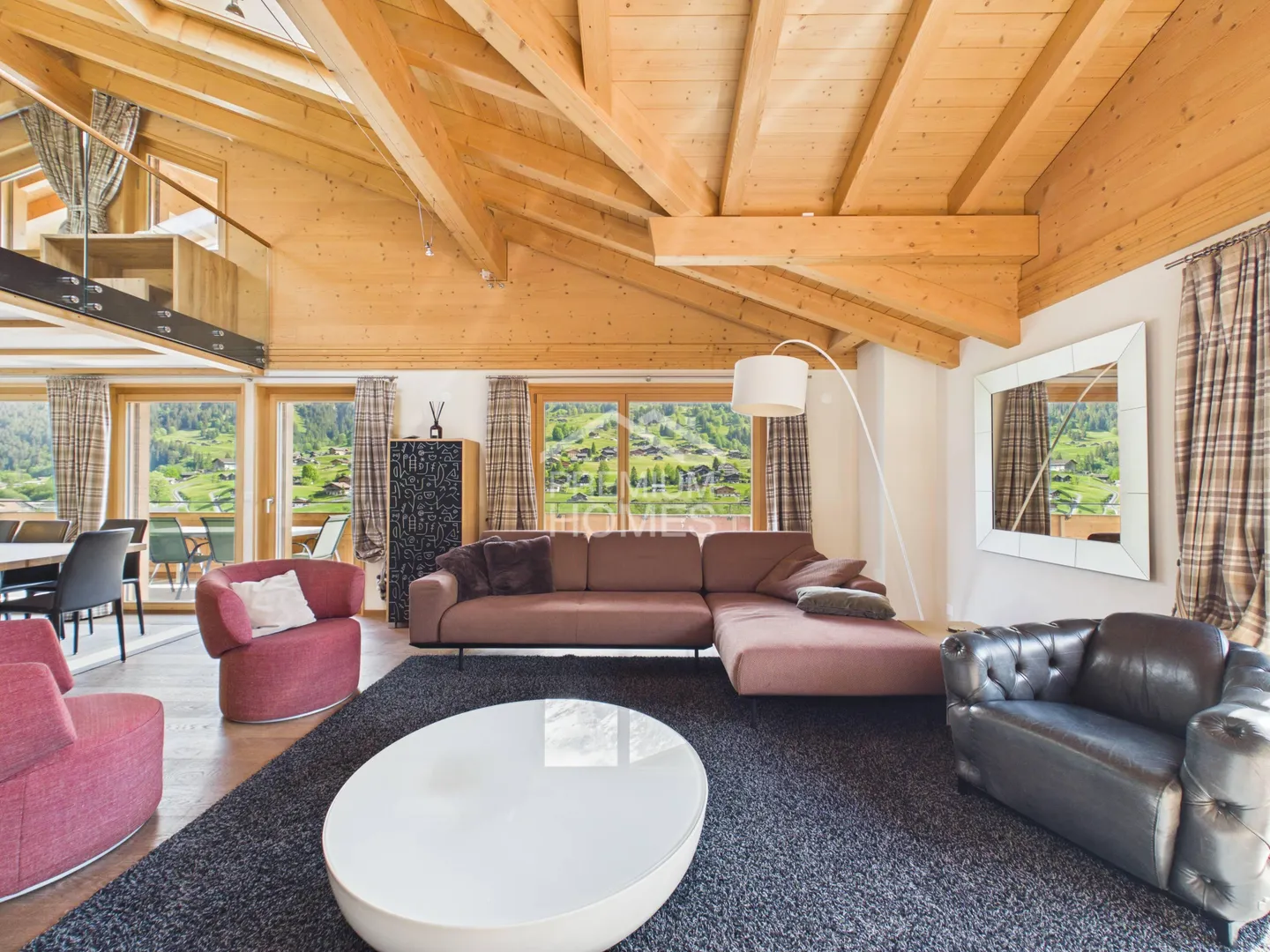 Exklusives Chalet-Penthouse mit Bergpanorama! - Foto 2 von 12