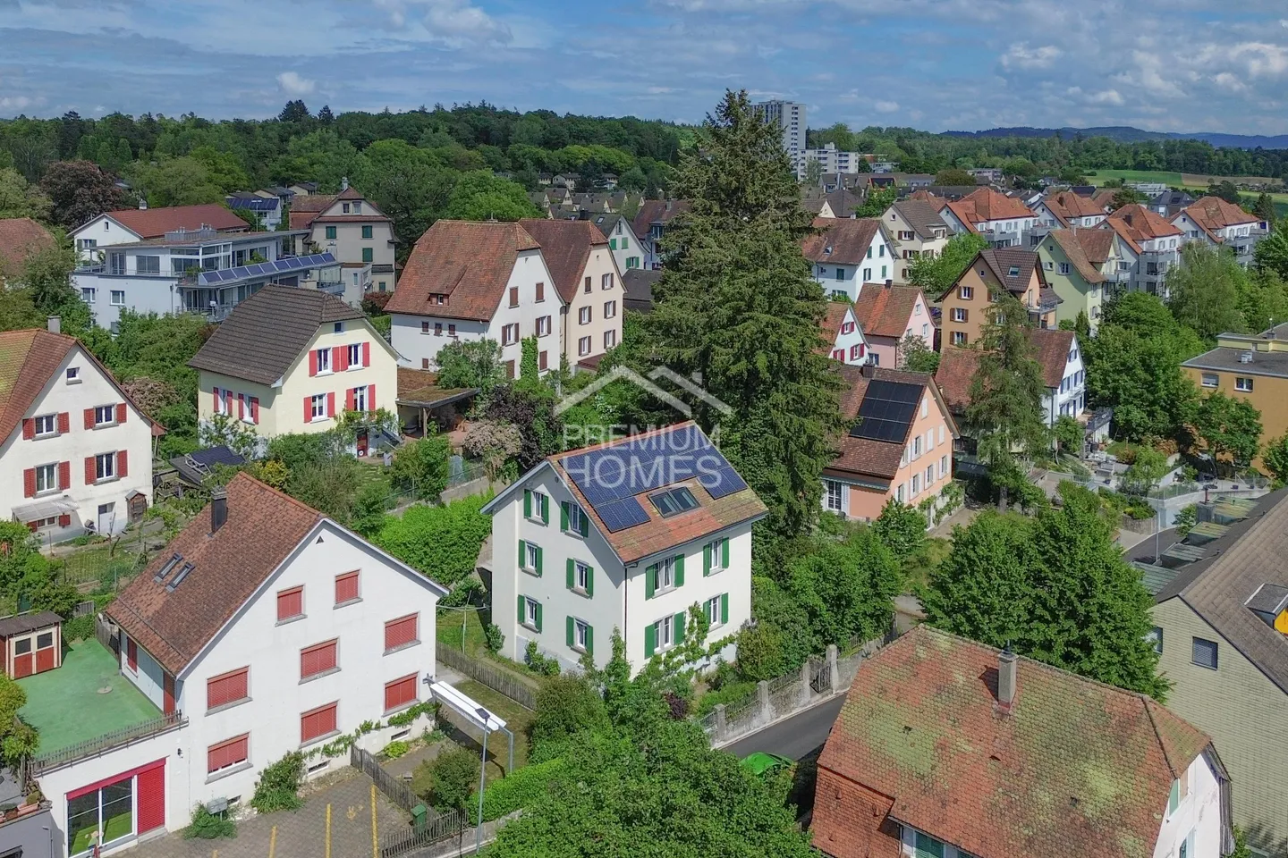 Geräumiges Familienhaus in Schaffhausen - Foto 1 von 13
