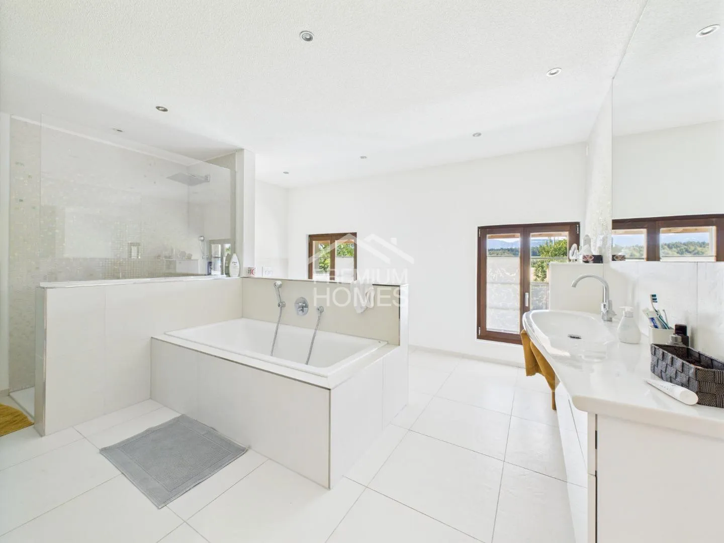 Vie Élégante sur Deux Niveaux - Photo 5 sur 6