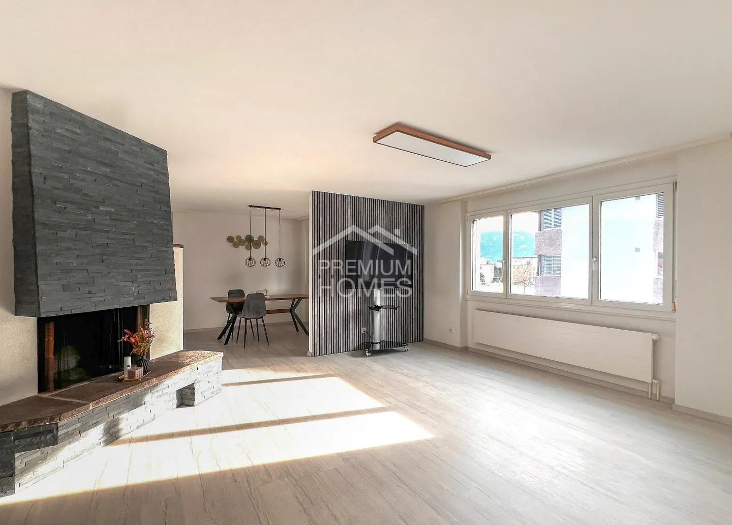 MES PROPRES QUATRE MURS - Photo 2 sur 6