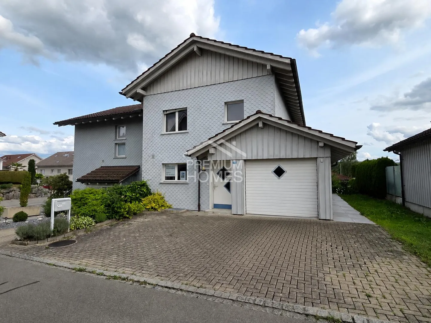 Charmantes Familienhaus in ruhiger Lage - Foto 1 von 12