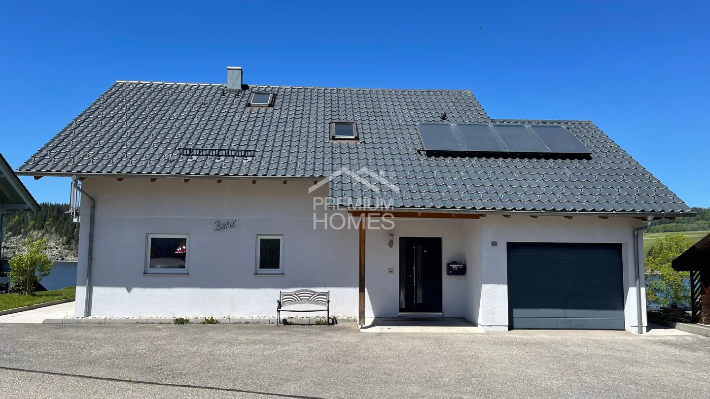 Elegante Villa mit Seeblick - Foto 6 von 8