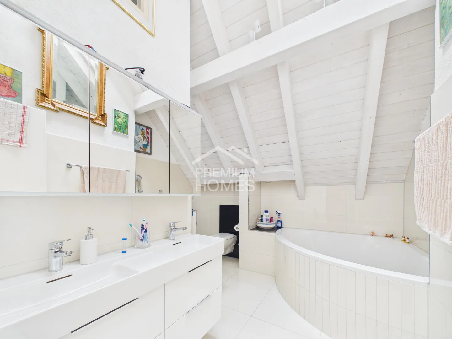 MAISONETTE D'UN TYPE PARTICULIER - Photo 11 sur 12