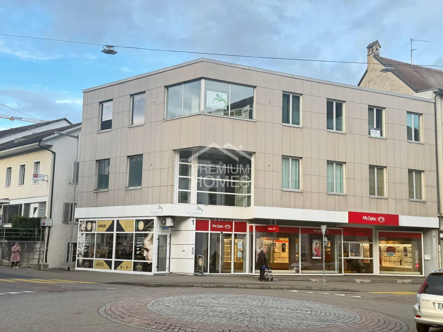 Gewerbeimmobilie mit hoher Sichtbarkeit - Foto 1 von 6